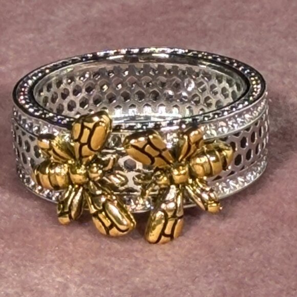 Honey Bee Honeycomb Statement Ring - size 9 - Picture 7 of 9